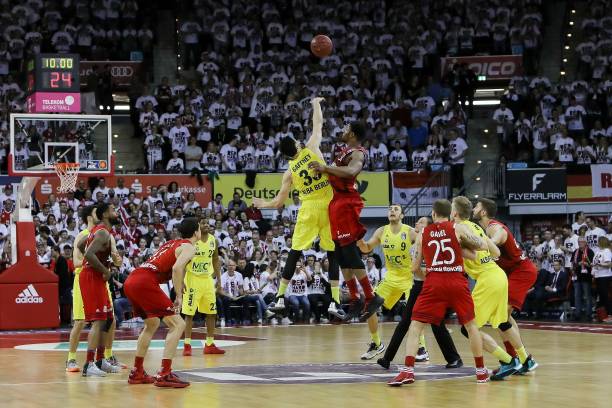 还是两人重 还是两人重