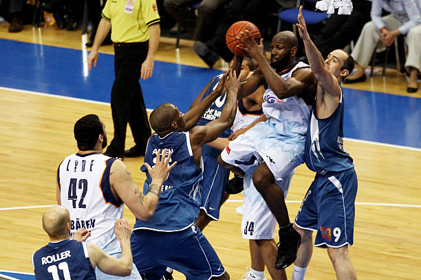 考验两队的 考验两队的