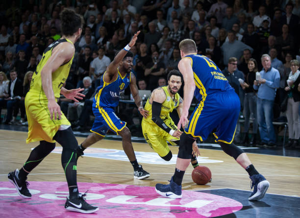 内专家的观 内专家的观